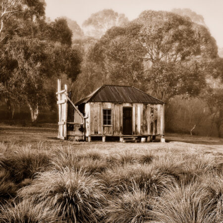 Witze's Hut ~ NSW